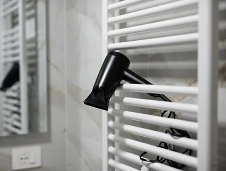 Dream House-camilla Bari